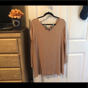 Boutique tunic